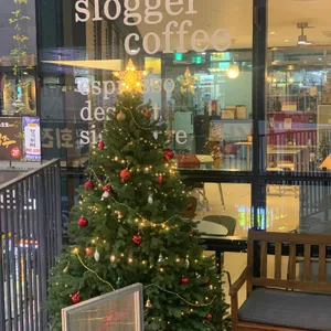 슬로거커피로스터스 사진 1