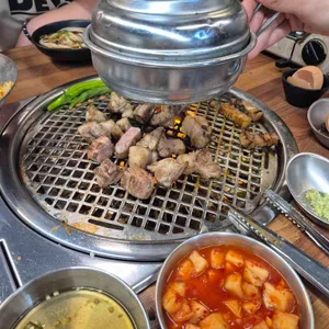오백돈 사진