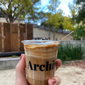 카페 아키비스트 대표 사진