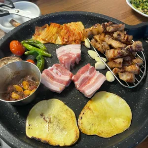 부산선옥 대표 사진