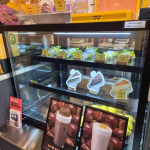 컴포즈커피 리뷰 사진