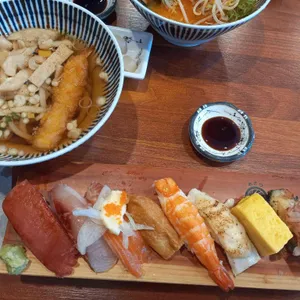 아키라 스시 사진 2