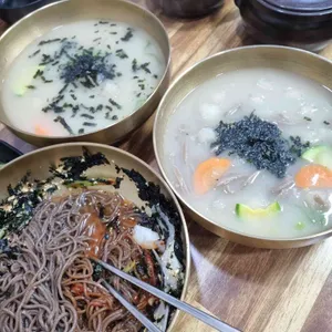 풍년옹심이메밀칼국수 대표 사진