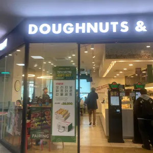 크리스피크림도넛 리뷰 사진