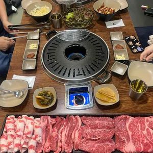 꽃담우정육식당 대표 사진