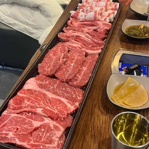 꽃담우정육식당 사진