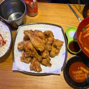 디오스 대표 사진