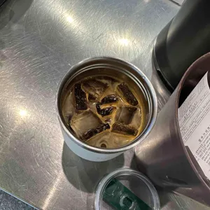 컴포즈커피 사진