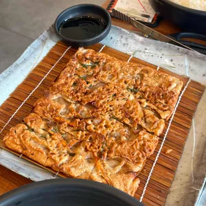 홍기와쭈꾸미 사진