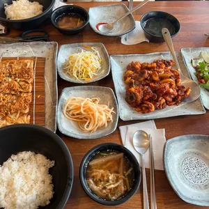 홍기와쭈꾸미 사진