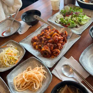 홍기와쭈꾸미 사진