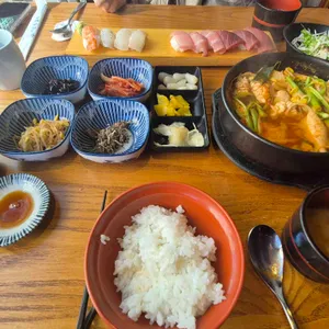 이춘복 참치 & 스시 사진