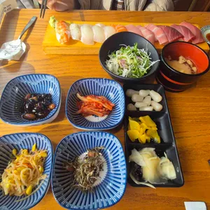 이춘복 참치 & 스시 사진