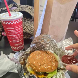 파이브가이즈 사진