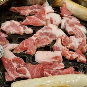 서돈 대표 사진