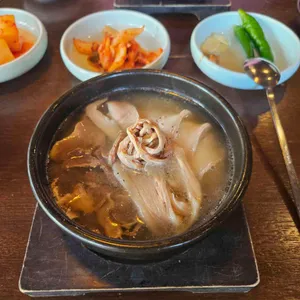 엄용백 돼지국밥 대표 사진