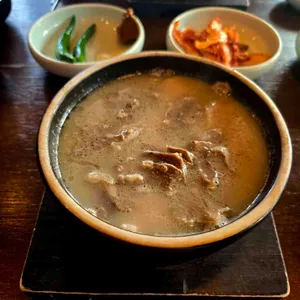 엄용백 돼지국밥 사진