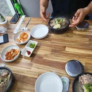 명동감자탕 사진