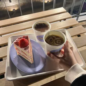 호올스하우스 사진 1