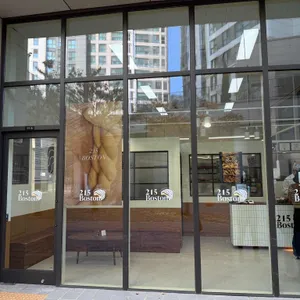 215 Boston 리뷰 사진