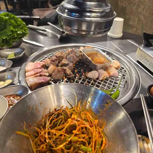 오백돈 대표 사진