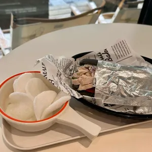 샌드위치홀릭 제이제이벤처스 사진