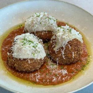 심퍼티쿠시 사진