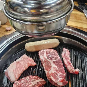 흑돼지삼백식당 사진