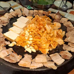 무쇠김치삼겹 사진