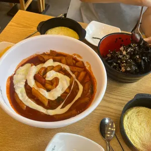 불닭발땡초동대문엽기떡볶이 사진 1