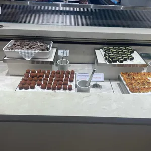 애슐리퀸즈 사진