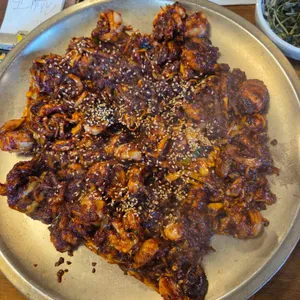 늘찬애쭈꾸미&채반보쌈 사진 1