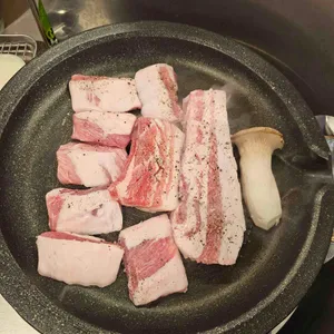 허기 대표 사진