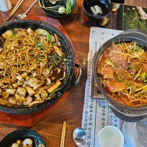 산내돌짜장 사진