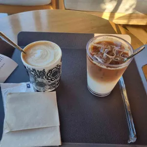 스프레무따 대표 사진