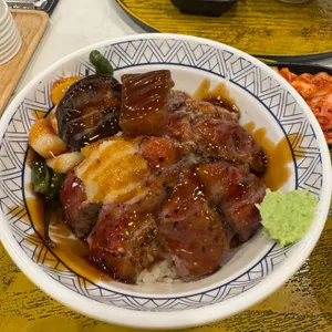 온기정 대표 사진