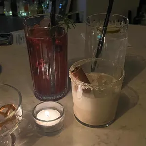 믹스드테이블 사진