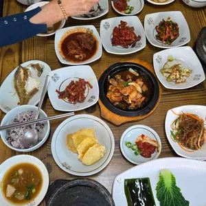 유림돌솥밥 대표 사진