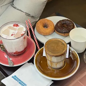 퀸즈베리도넛하우스 사진 1