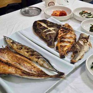 맛있다고 소문난 밥집 사진