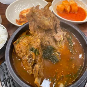 서부청기와감자탕 사진