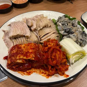 오늘보쌈칼국수 사진