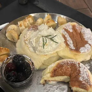 젠젠 대표 사진