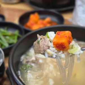 갈비탕 뚝배기 사진