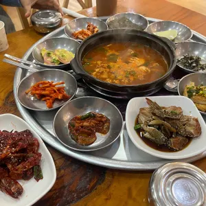 하남꽃게장백반 사진 1