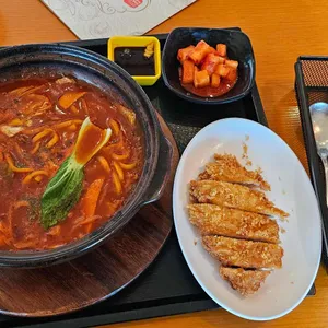 돈까스클럽 사진