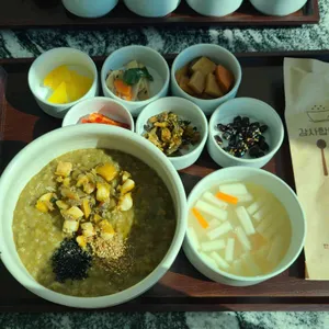 올릭 마티에 오시리아 대표 사진