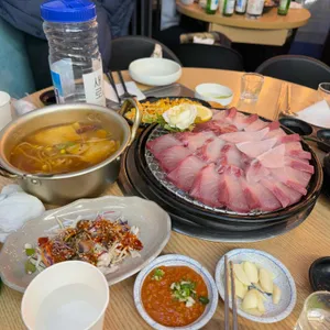 강릉수산 (구)강릉어시장 사진