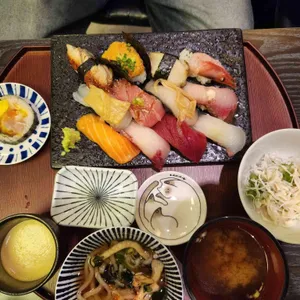 합정초밥집 사진