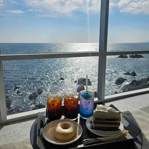 EGO 카페 리뷰 사진